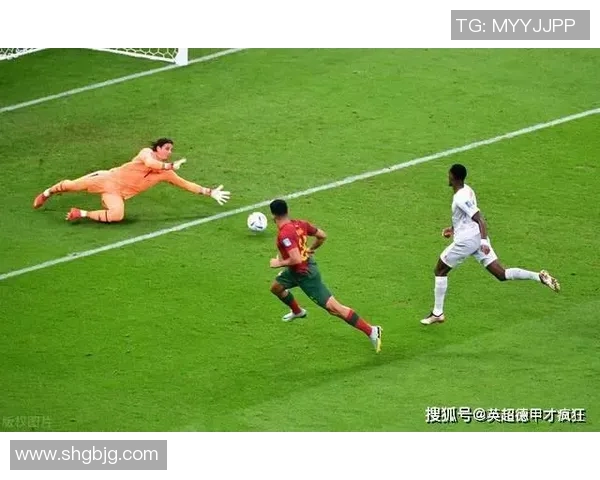 世界杯精彩对决里昂小胜本菲卡帽子戏法引爆全场战术分析揭秘