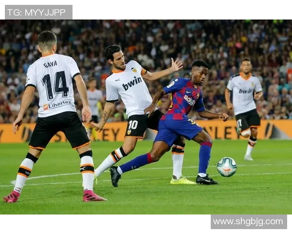 世界杯精彩对决阿森纳与多特蒙德激战成平局战术分析引发热议